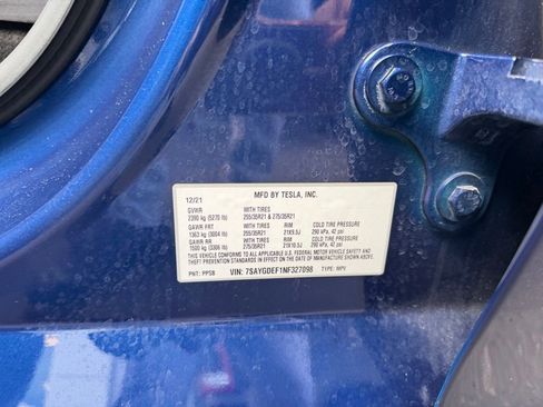 Used 2022 Tesla Model Y Performance image 16