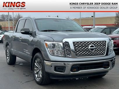 Used 2018 Nissan Titan SV w/ SV Convenience Package