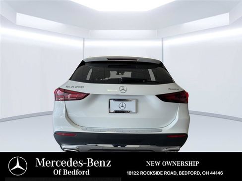 Used 2025 Mercedes-Benz GLA 250 4MATIC image 4
