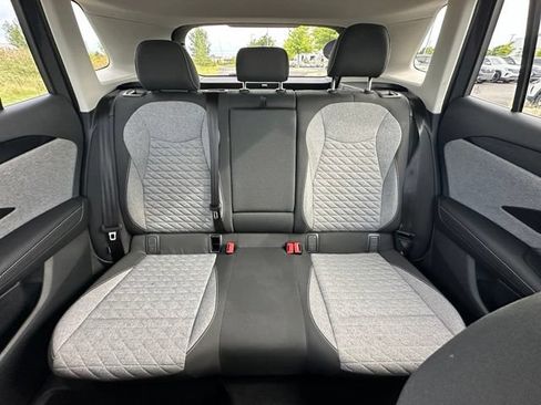 Used 2025 Volkswagen Tiguan S w/ 18" Wheel Package AWD/4WD image 24