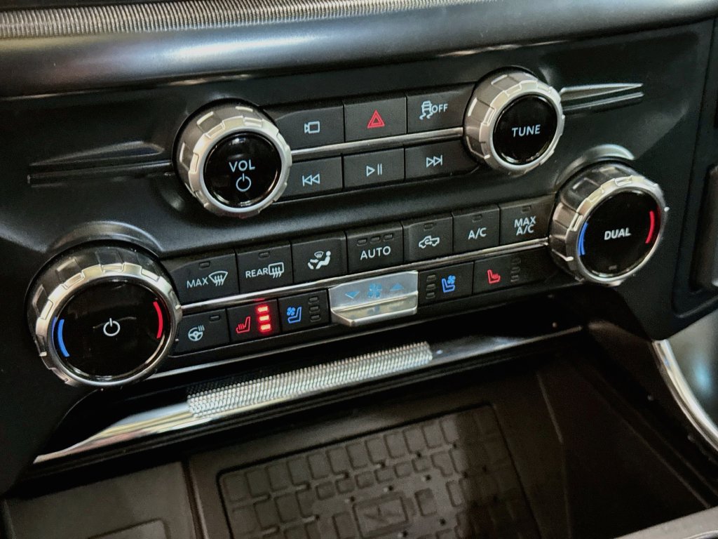 Used 2025 Ford F150 Raptor AWD/4WD image 18