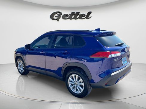 Certified 2023 Toyota Corolla Cross LE FWD image 7