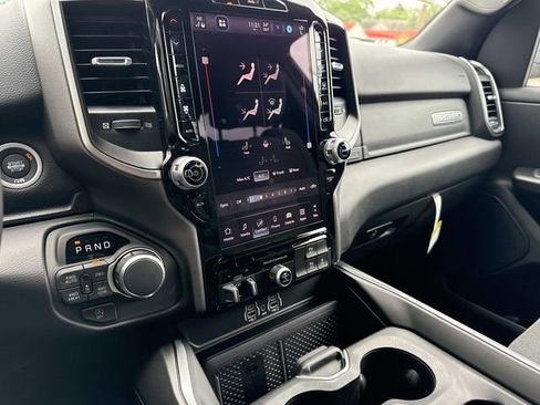 New 2026 RAM 1500 4x4 Crew Cab image 14