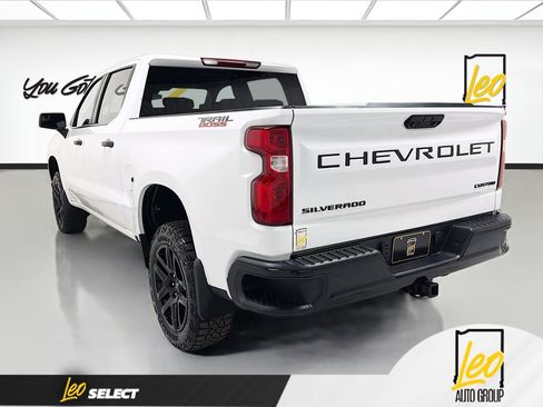 Used 2023 Chevrolet Silverado 1500 Custom Trail Boss w/ LPO, Dark Essentials Package image 7