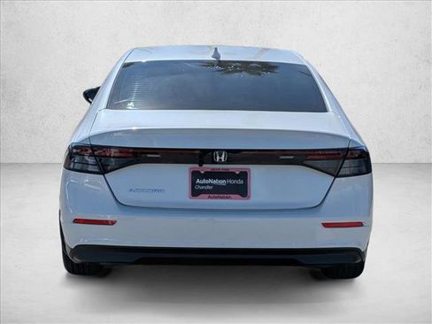 Used 2023 Honda Accord LX image 7