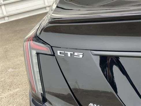 Used 2024 Cadillac CT5 V w/ Platinum Package image 10