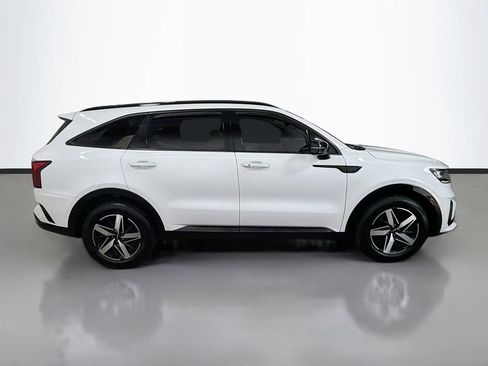 Used 2023 Kia Sorento S FWD image 10