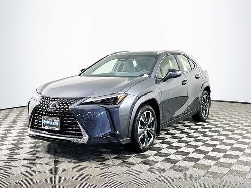 New 2025 Lexus UX 300h AWD image 3