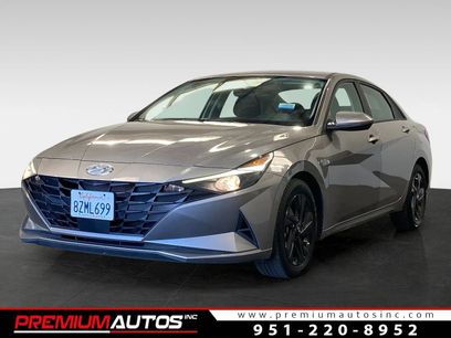 Used 2022 Hyundai Elantra SEL w/ Convenience Package