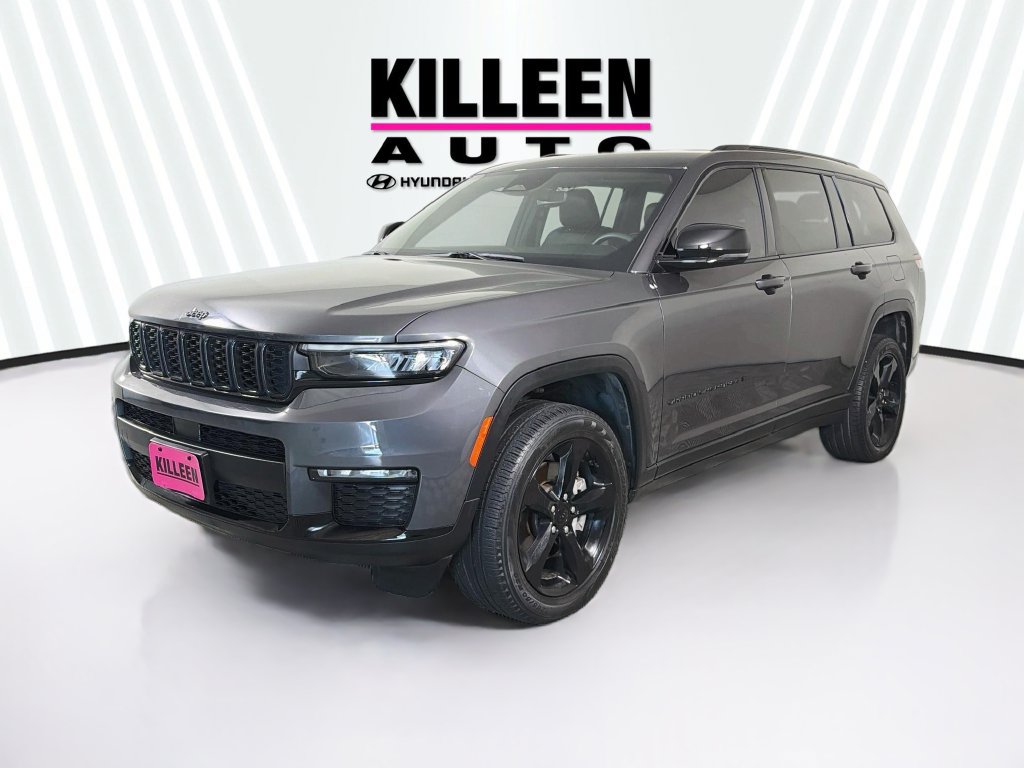 Used 2024 Jeep Grand Cherokee L Limited w/ Black Appearance Package RWD image 3