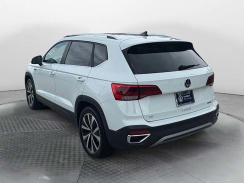 Certified 2023 Volkswagen Taos SE AWD/4WD image 5