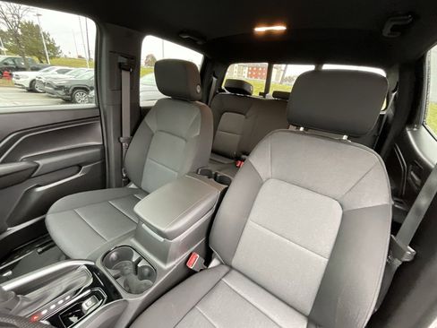 Used 2024 Chevrolet Colorado Trail Boss w/ Advanced Trailering Package image 10