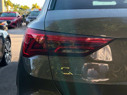 Used 2021 Audi Q3 2.0T Premium Plus w/ Premium Plus Package image 7