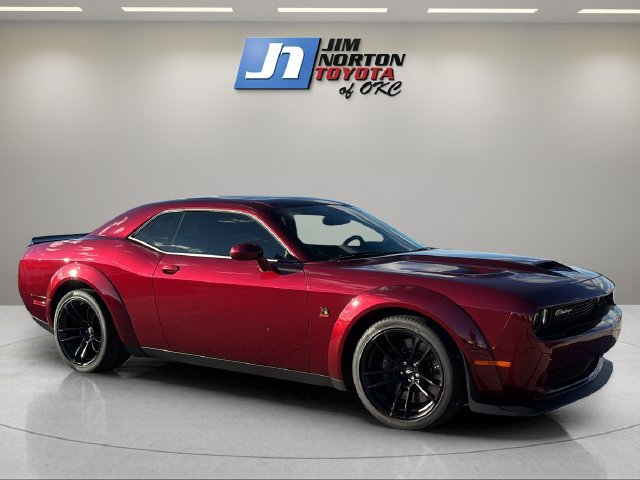 Used 2021 Dodge Challenger R/T Scat Pack RWD image 3