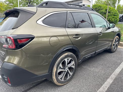 Used 2020 Subaru Outback Limited XT w/ Popular Package #2 AWD/4WD image 5