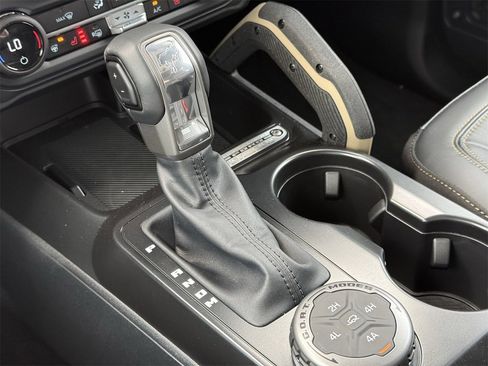 New 2025 Ford Bronco Badlands image 44