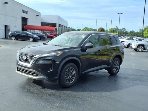 Used 2023 Nissan Rogue S AWD/4WD image 7