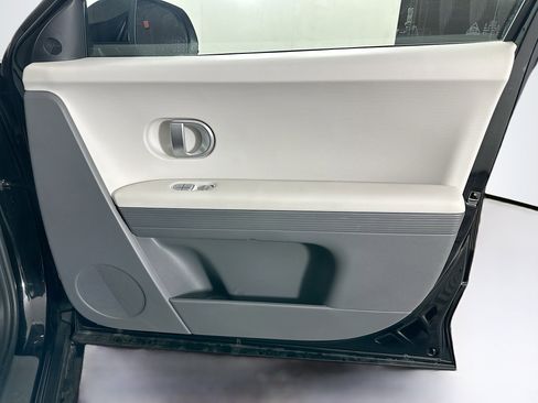 Used 2024 Hyundai Ioniq 5 SEL image 32