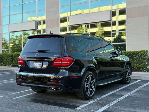 Used 2019 Mercedes-Benz GLS 550 4MATIC image 5