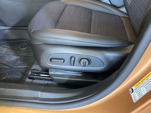 Used 2024 Buick Envista Sport Touring w/ Convenience I Package FWD image 20