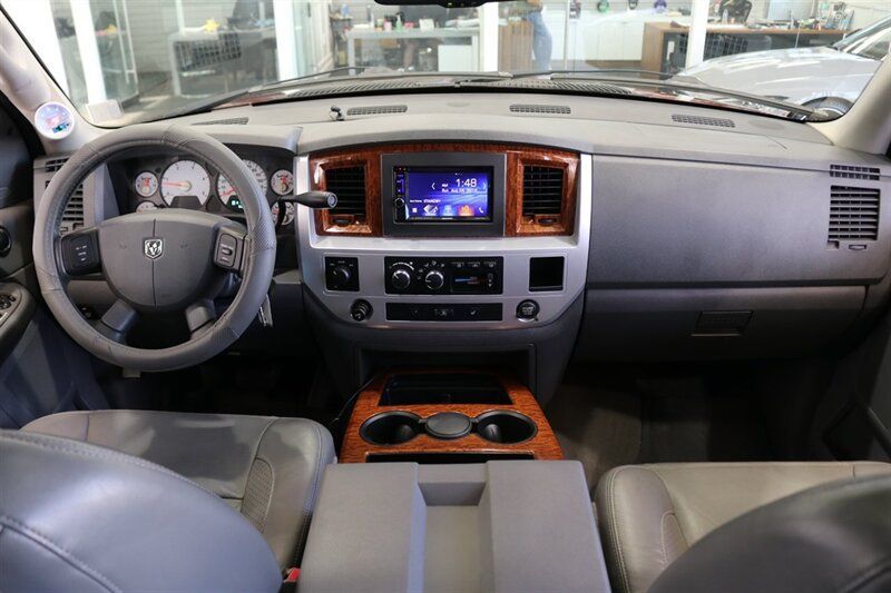 Used 2006 Dodge Ram 2500 Truck Laramie AWD/4WD image 19