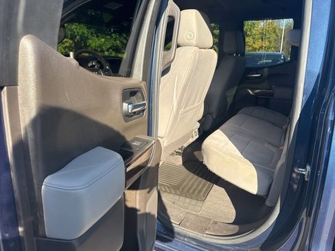 Used 2020 GMC Sierra 1500 Elevation w/ Elevation Value Package image 13