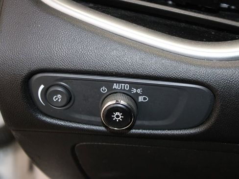 Used 2023 Chevrolet Malibu LT image 33