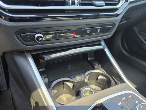 Used 2024 BMW 330i xDrive Sedan w/ Convenience Package image 32