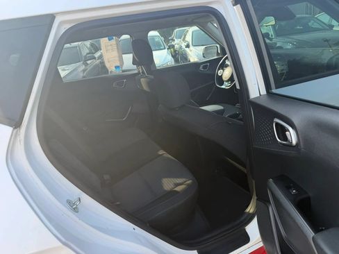 Used 2021 Kia Soul GT-Line FWD image 28