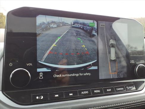 Used 2023 Nissan Rogue Platinum w/ Platinum Premium Package image 16