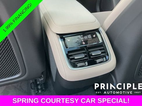 New 2026 Volvo XC90 B6 Plus w/ Protection Package Premier AWD/4WD image 30