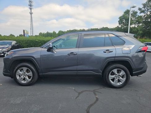 Used 2025 Toyota RAV4 XLE AWD/4WD image 16