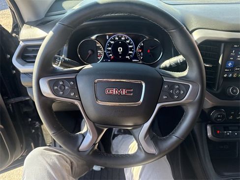 Used 2023 GMC Acadia AT4 w/ Technology Package image 14