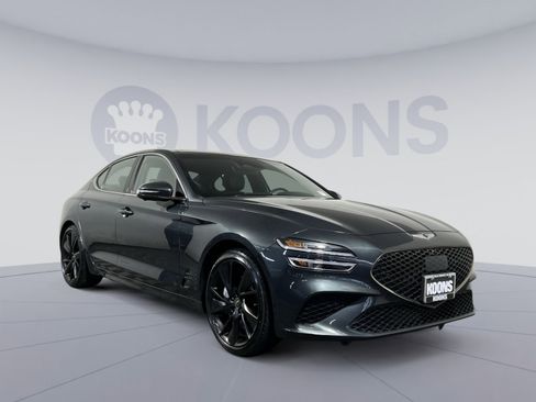 Used 2023 Genesis G70 3.3T w/ Sport Prestige Package image 10