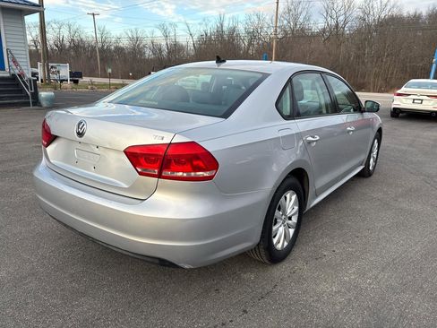 Used 2014 Volkswagen Passat 1.8T Wolfsburg Edition image 8