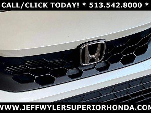 Used 2023 Honda Civic Sport image 31