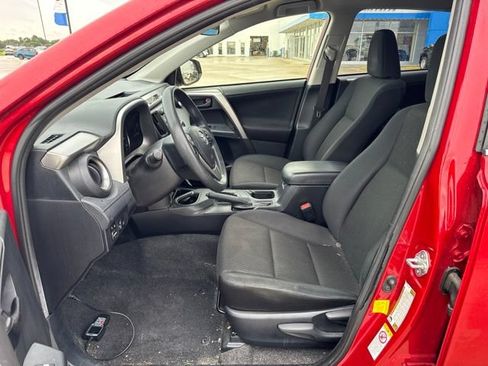 Used 2017 Toyota RAV4 LE w/ Carpet Mat Package FWD image 19