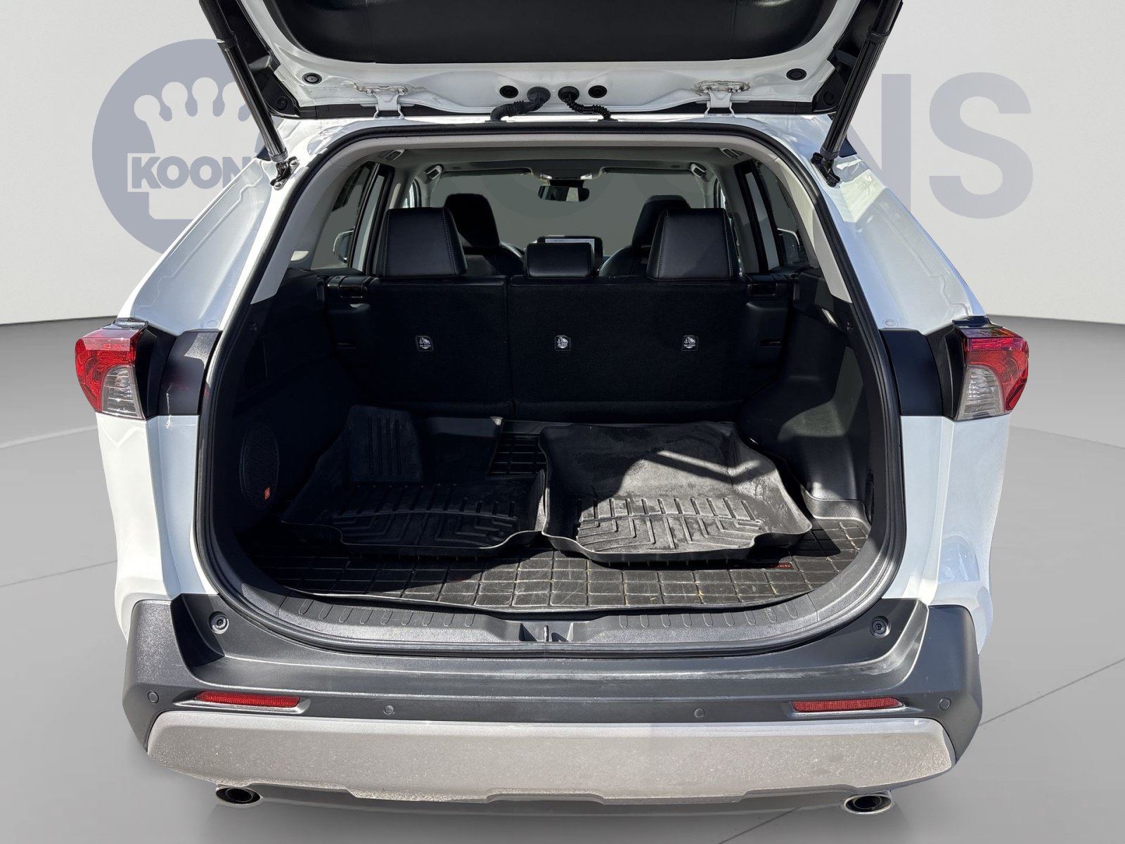 Used 2023 Toyota RAV4 Limited FWD image 26