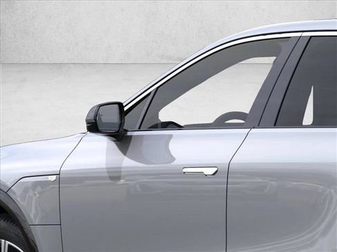 New 2026 Cadillac Lyriq Luxury image 12