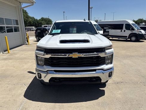 Used 2025 Chevrolet Silverado 2500 LT AWD/4WD image 20