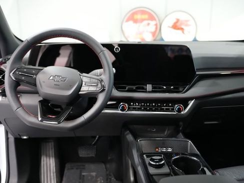 New 2026 Chevrolet Equinox RS w/ Convenience Package III image 2