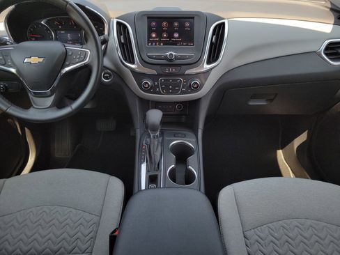 Used 2024 Chevrolet Equinox LT image 16