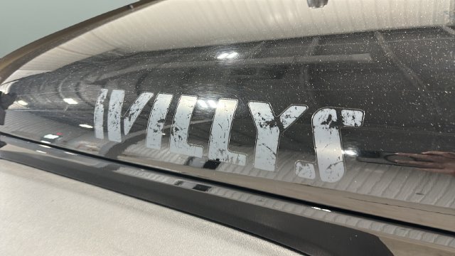 Used 2017 Jeep Wrangler Sport AWD/4WD image 27