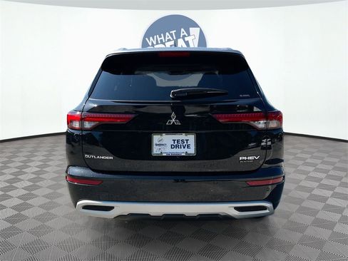 New 2025 Mitsubishi Outlander SEL image 6