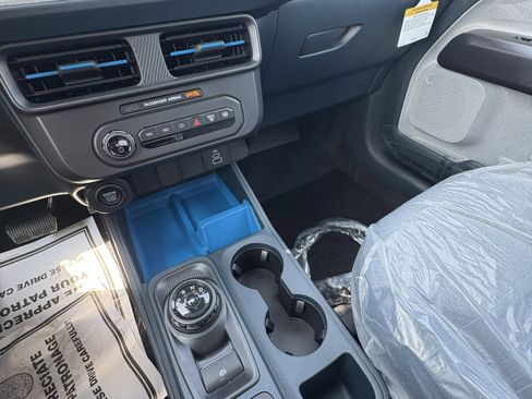 New 2026 Ford Maverick XLT image 24