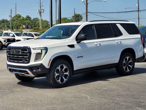 New 2026 GMC Yukon AT4 w/ AT4 Premium Package AWD/4WD image 3