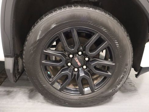 Used 2020 GMC Sierra 1500 Elevation w/ Elevation Value Package AWD/4WD image 27