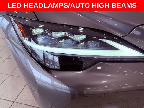 Certified 2024 Lexus LS 500 image 9