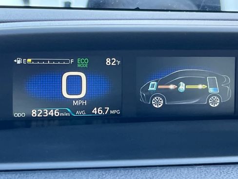 Certified 2021 Toyota Prius XLE AWD/4WD image 27