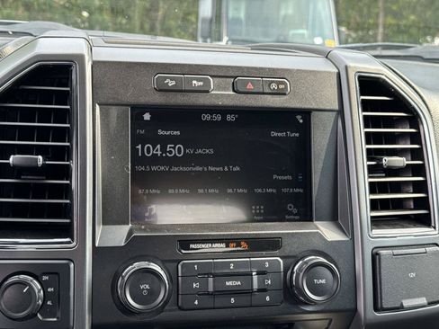 Used 2018 Ford F150 XLT w/ Equipment Group 302A Luxury AWD/4WD image 20